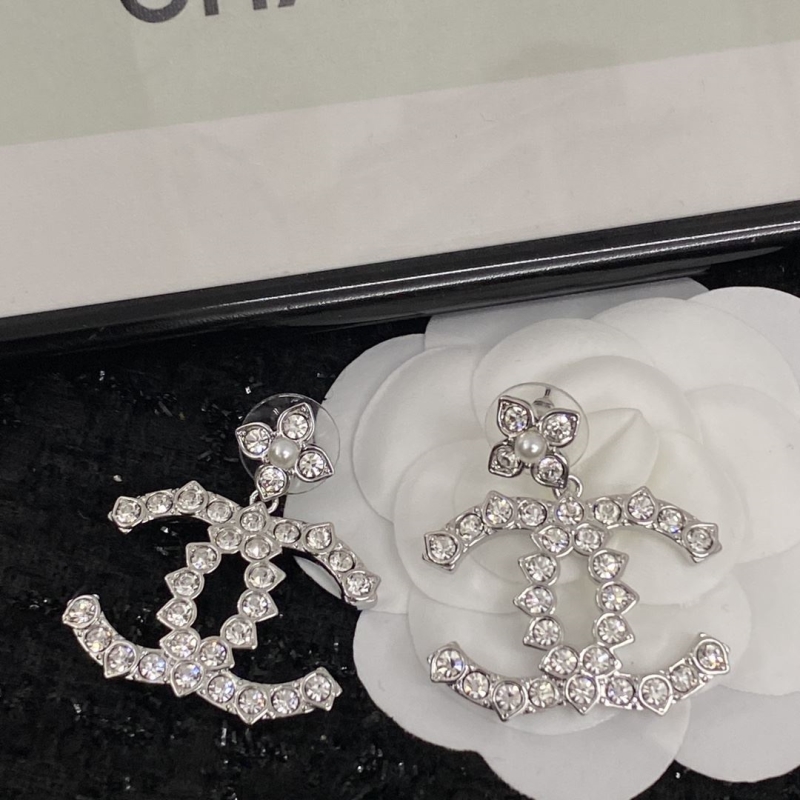 Ch**el earrings